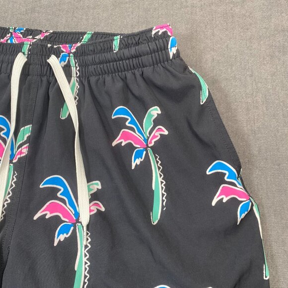 Chubbies Mens Medium Swim Trunks 5.5" Inseam Black Palm Tree Print Mesh Lining - Picture 10 of 16
